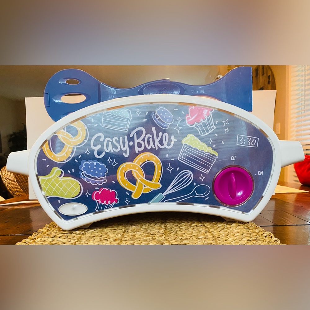 Easy Bake Ultimate Oven